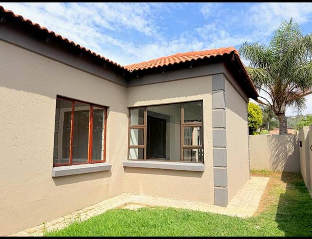 3 BEDROOM HOUSE FOR SALE IN RUIMSIG